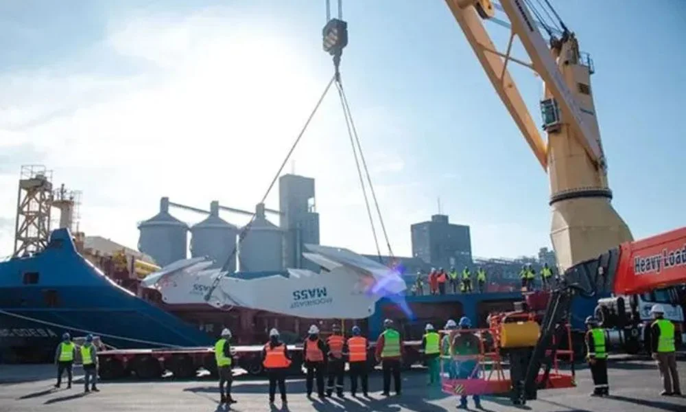 Instalan anclas de 42 toneladas en el mar rionegrino Foto Minergy