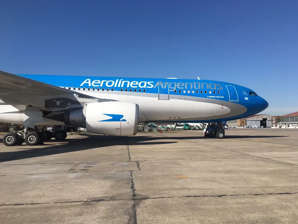 aerolineas arg