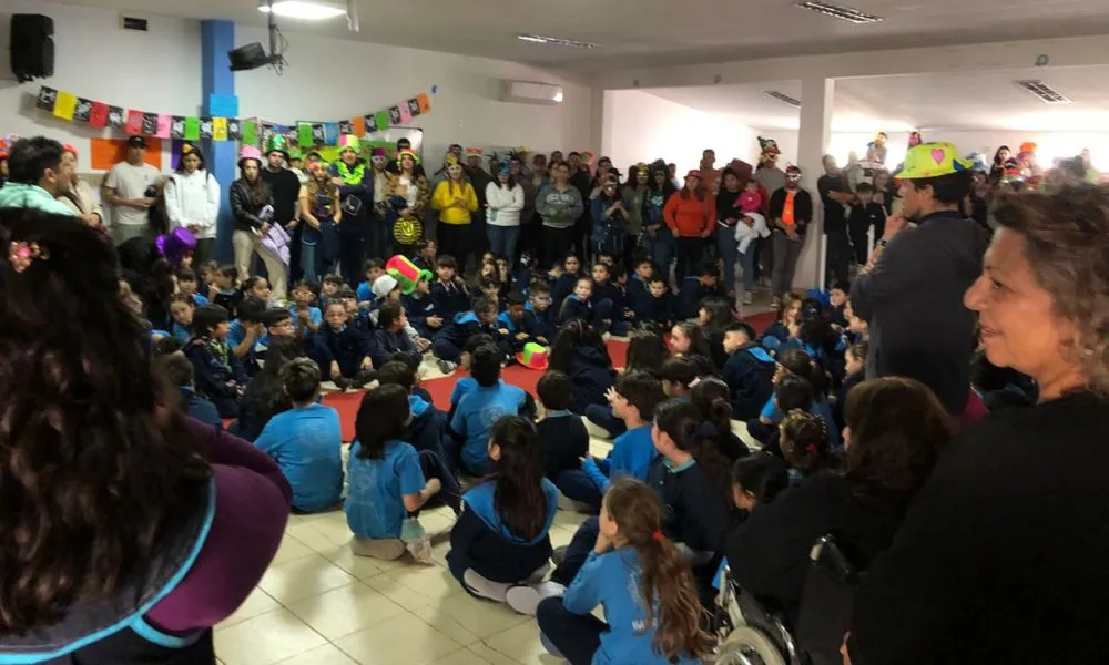 Estudiantina en María Auxiliadora