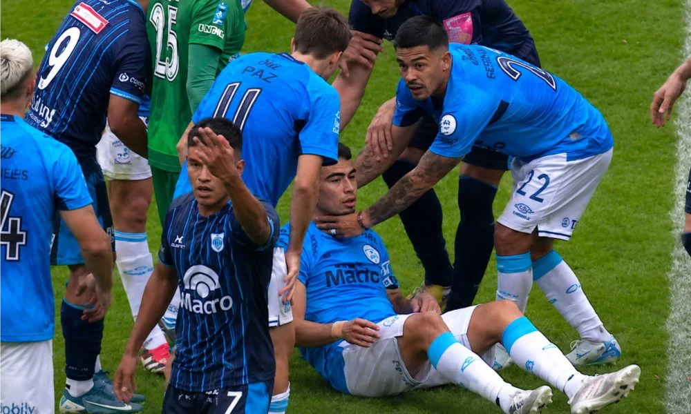 El mediocampista sufrió una descompensación durante el partido ante Gimnasia de Jujuy.