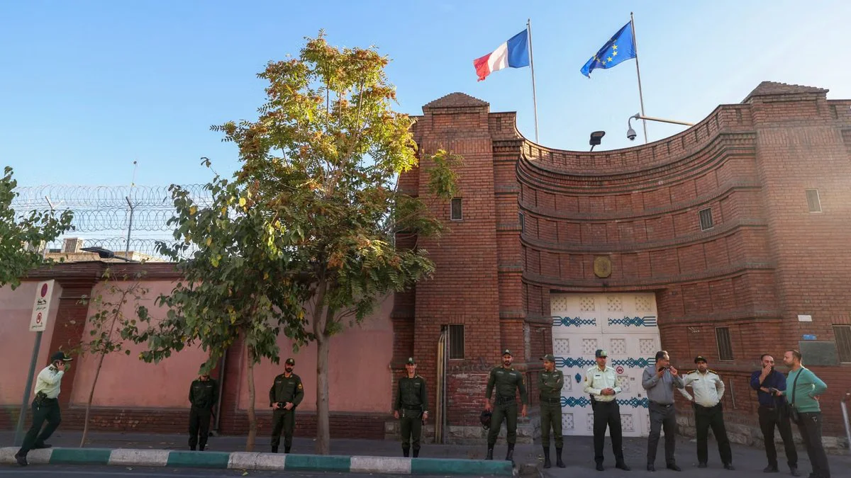 Centro de Lengua Francesa en Teherán. Foto ATTA KENARE / AFP / Le Monde