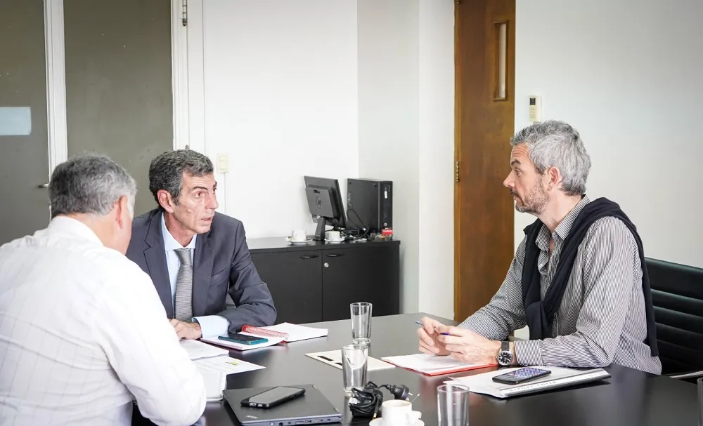 Cittadini con secretario de Energía