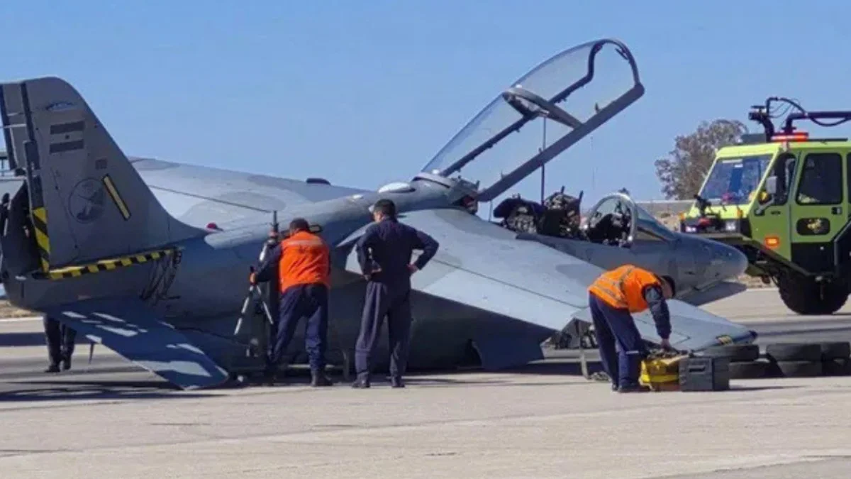 Avión Pampa