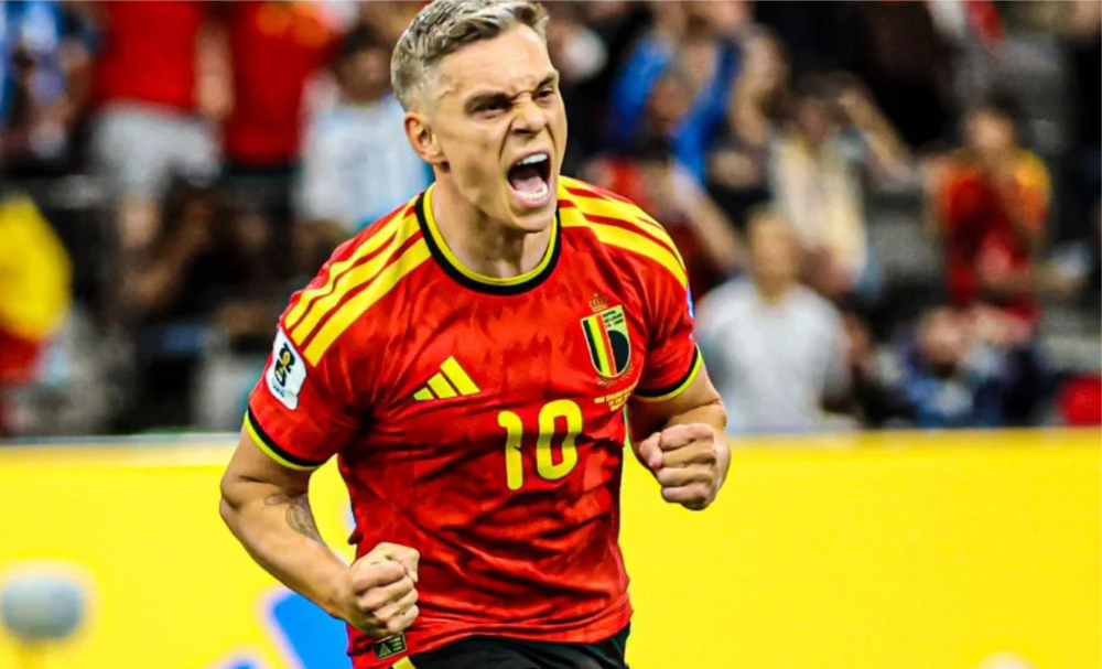El seleccionado europeo superó 5-1 a Nueva Zelanda, terminó primero por diferencia de gol sobre Egipto.