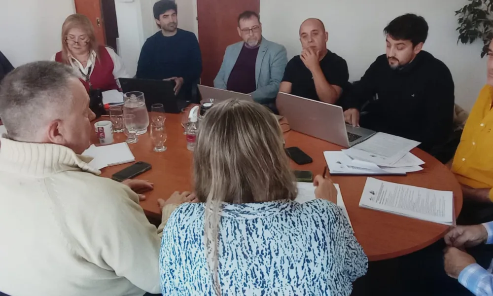 Reunión sobre licitación del Transporte público