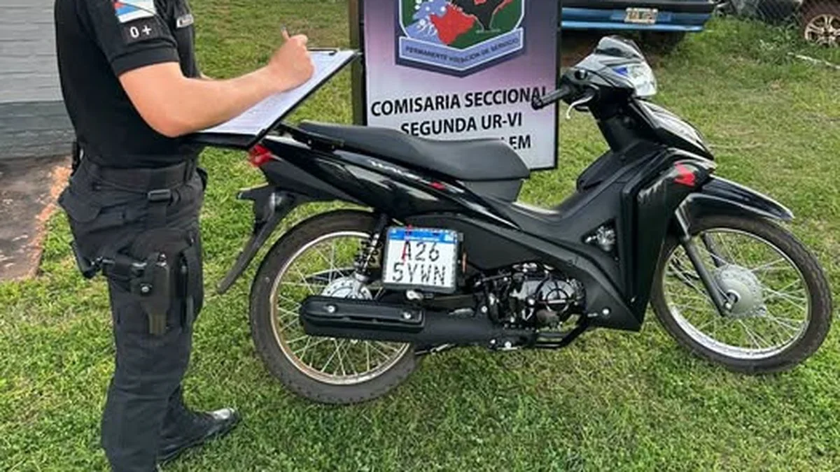 Demoran a un adolescente de 17 años que circulaba con una moto robada