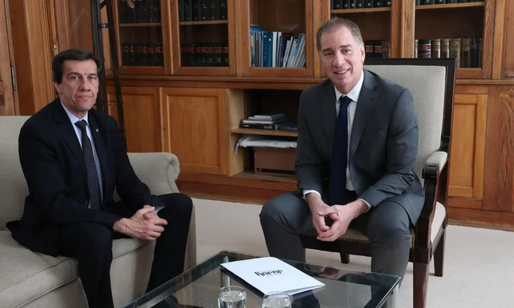 Diego Santilli, recibió este jueves al gobernador de Jujuy, Carlos Sadir.