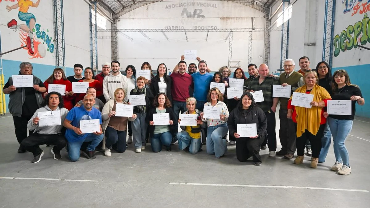 Merino se reunió con representantes de las vecinales de Trelew