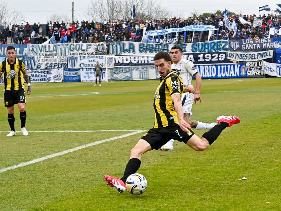 Deportivo Madryn empató 2-2 ante Tristán Suárez. 2