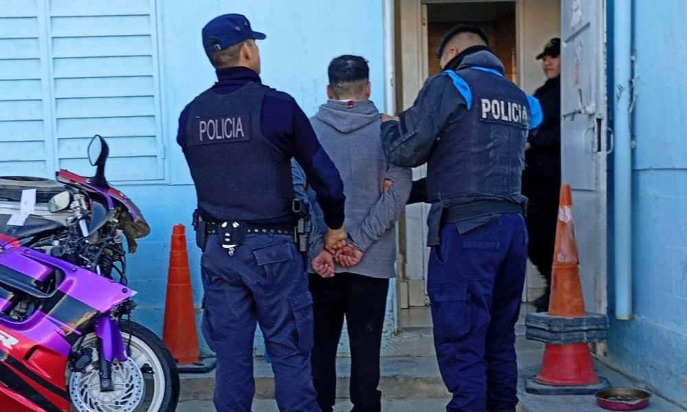 Una vecina frenó un ingreso violento en Comodoro