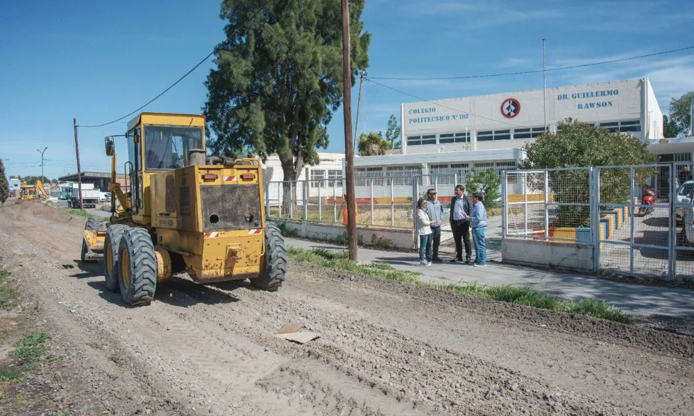 Realizan accesos en la escuela 702