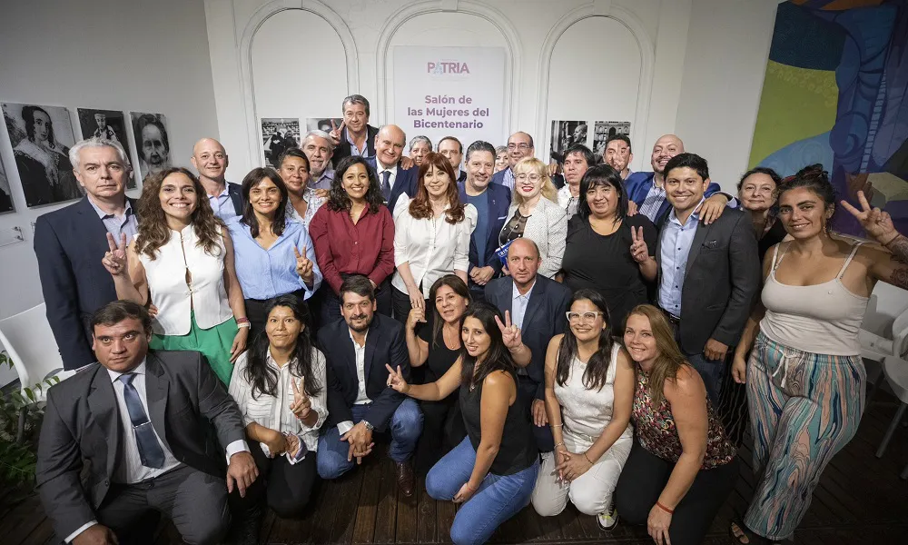 Cristina Kirchner con dirigentes jujeños