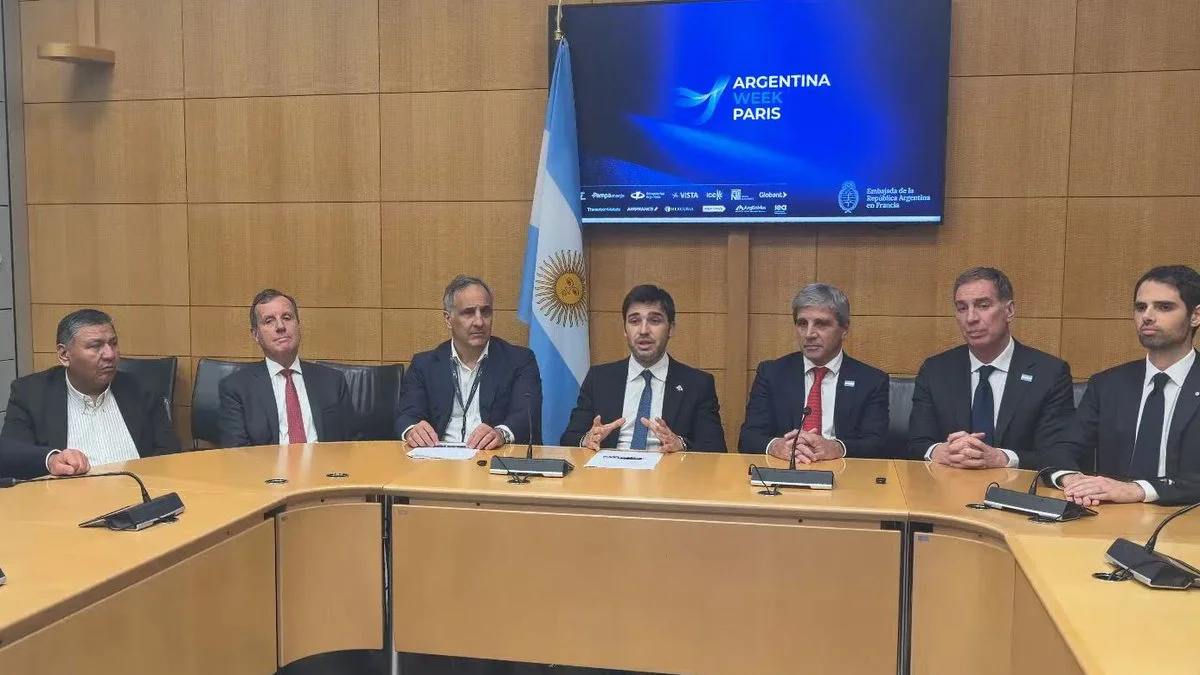 Ignacio Torres anuncios desde París