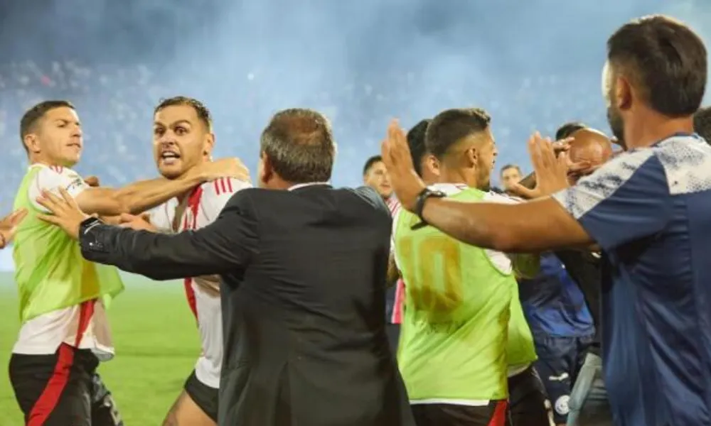 González Pírez fue suspendido