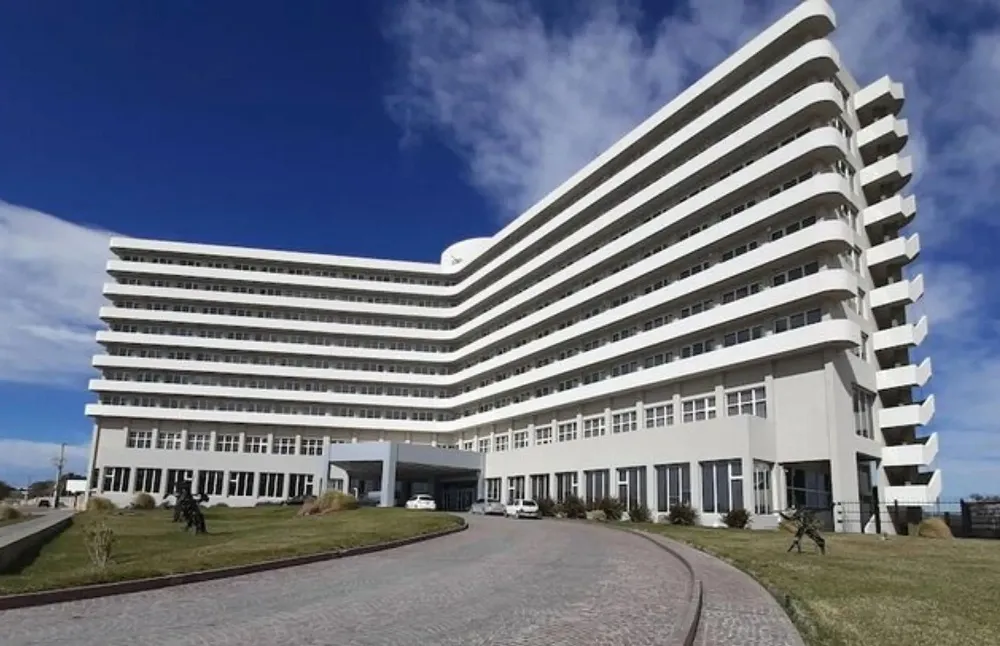 Rayentray hotel 2025