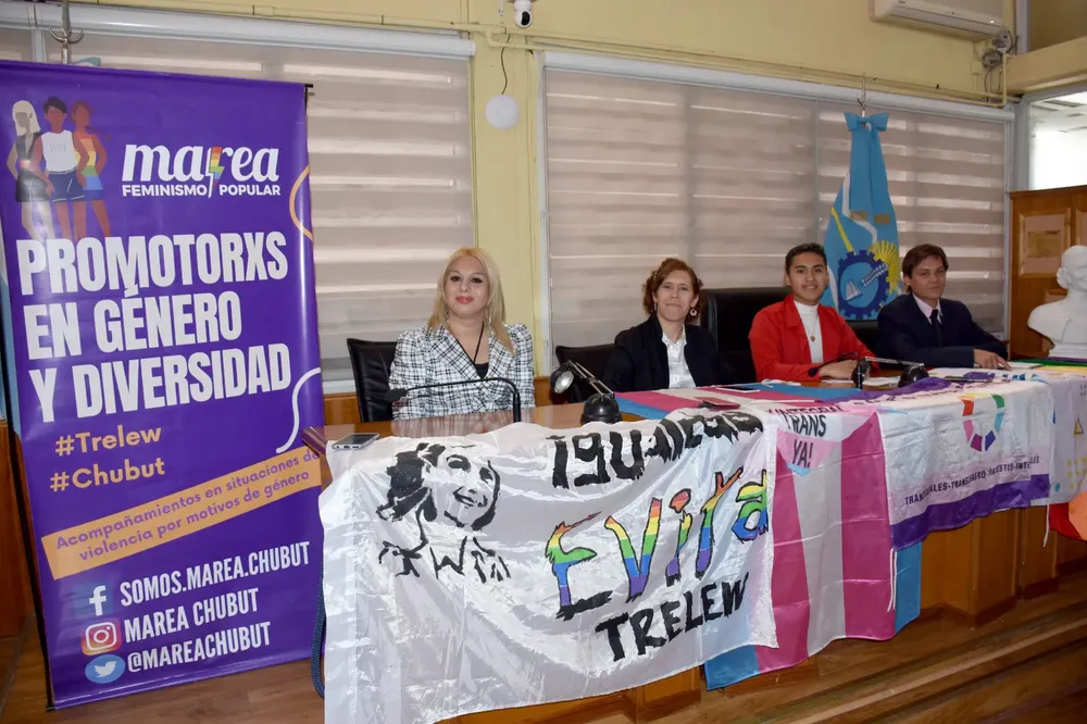 Marcha por el orgullo Trelew 1