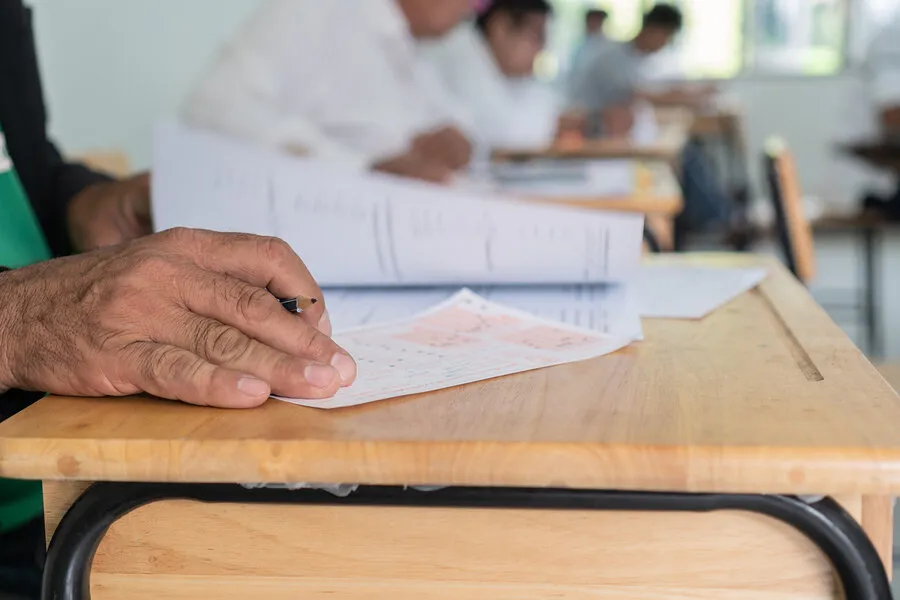 Educación de adultos