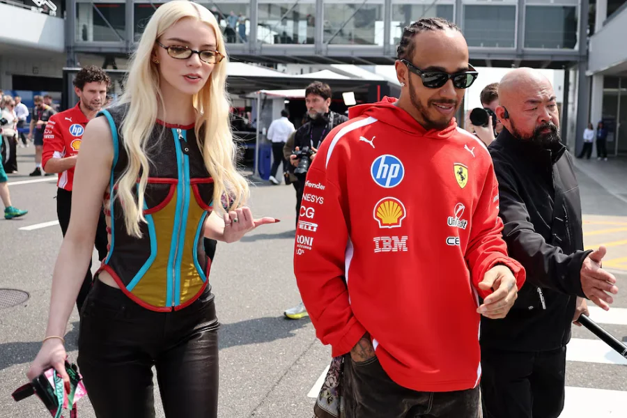 La actriz Anya Taylor-Joy en la Fórmula 1