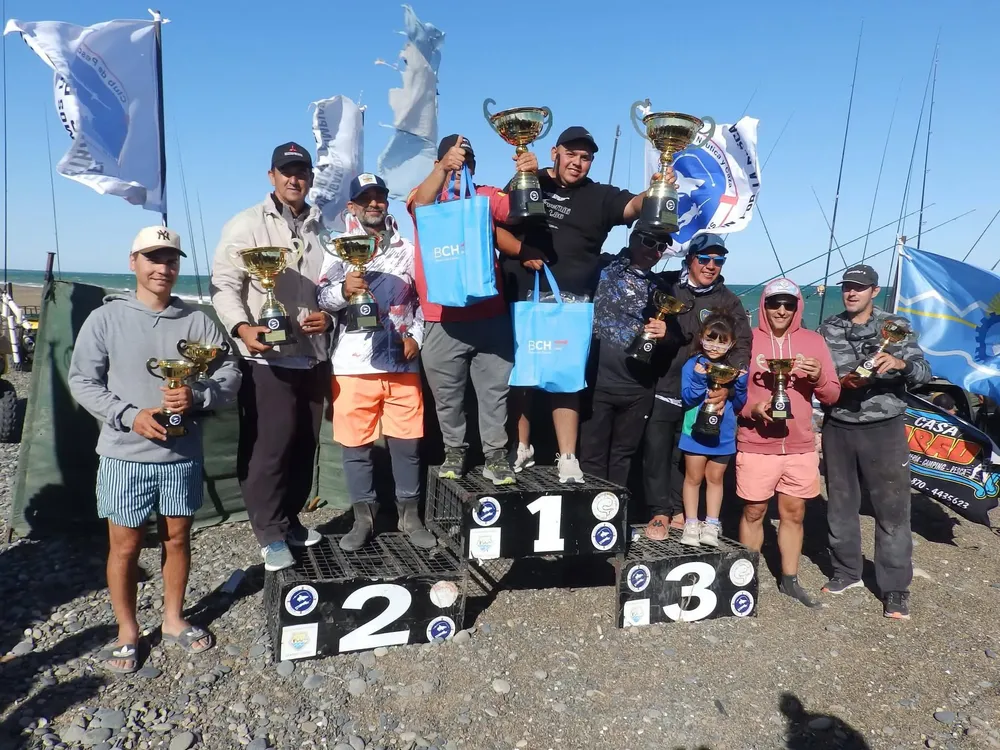 los Guizzo se imponen en las 24 Horas de Playa Unión. 2