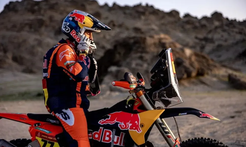 Luciano Benavides con su KTM