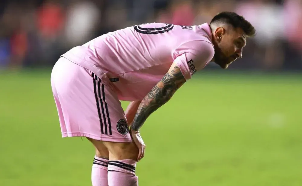 Messi se resiente y prende las alarmas