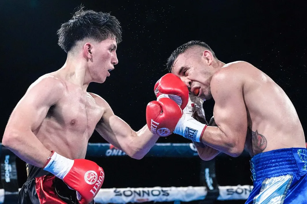 Junior Narváes sostuvo su invicto con un empate mayoritario. 2