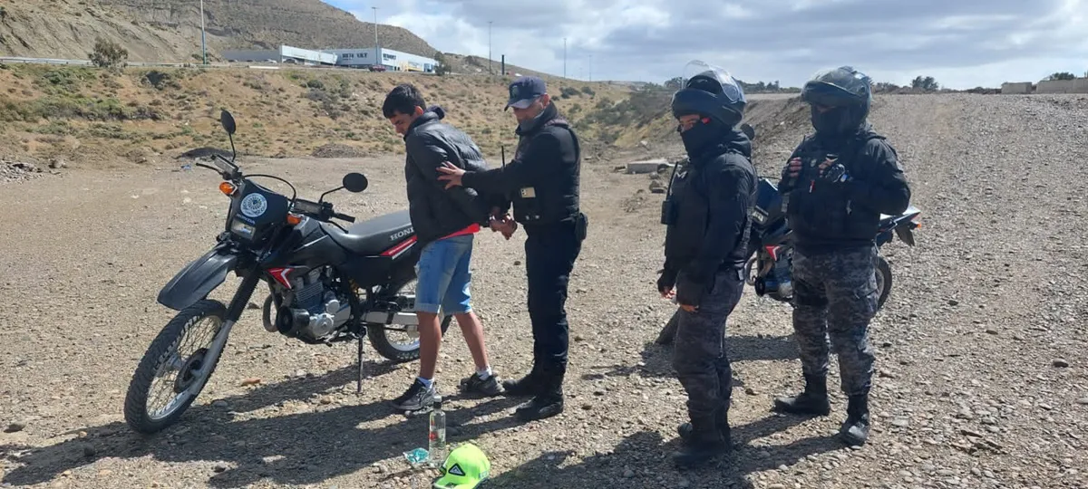 Momento de la detención del joven