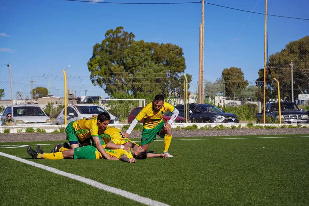 LA RIBERA VA POR LA HAZAÑA ANTE VILLALONGA