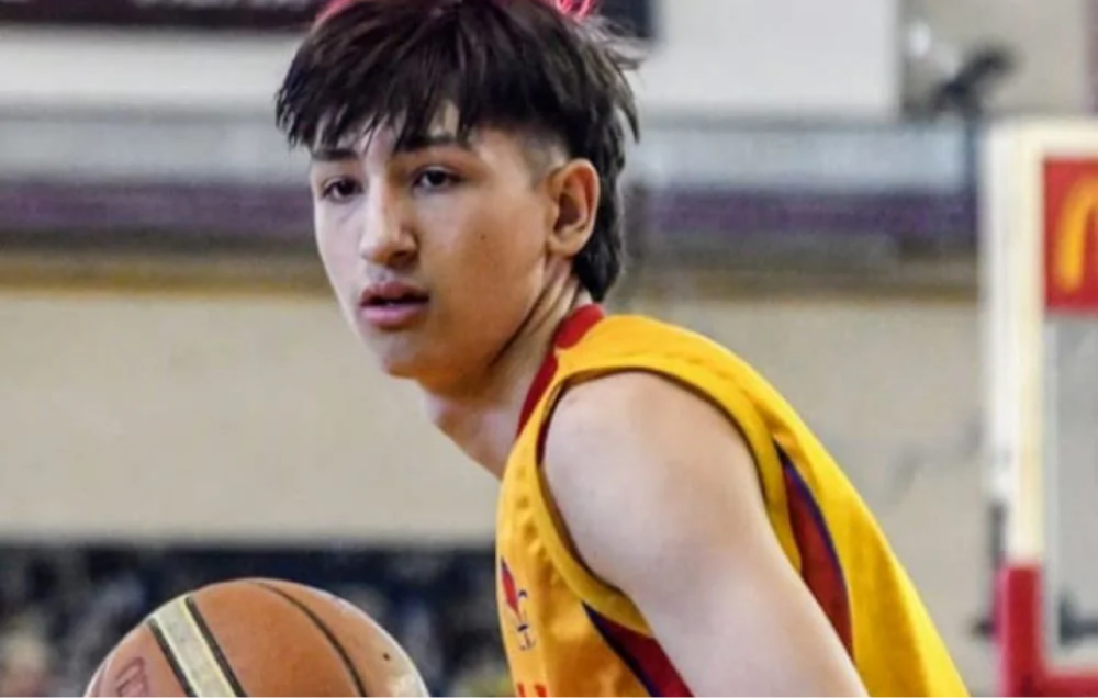 El joven basquetbolista madrynense Ezequiel Catalán acordó su llegada a Boca Juniors.