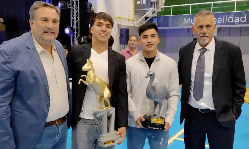 Mateo Luna Aseff recibió la Mara Dorada 2025