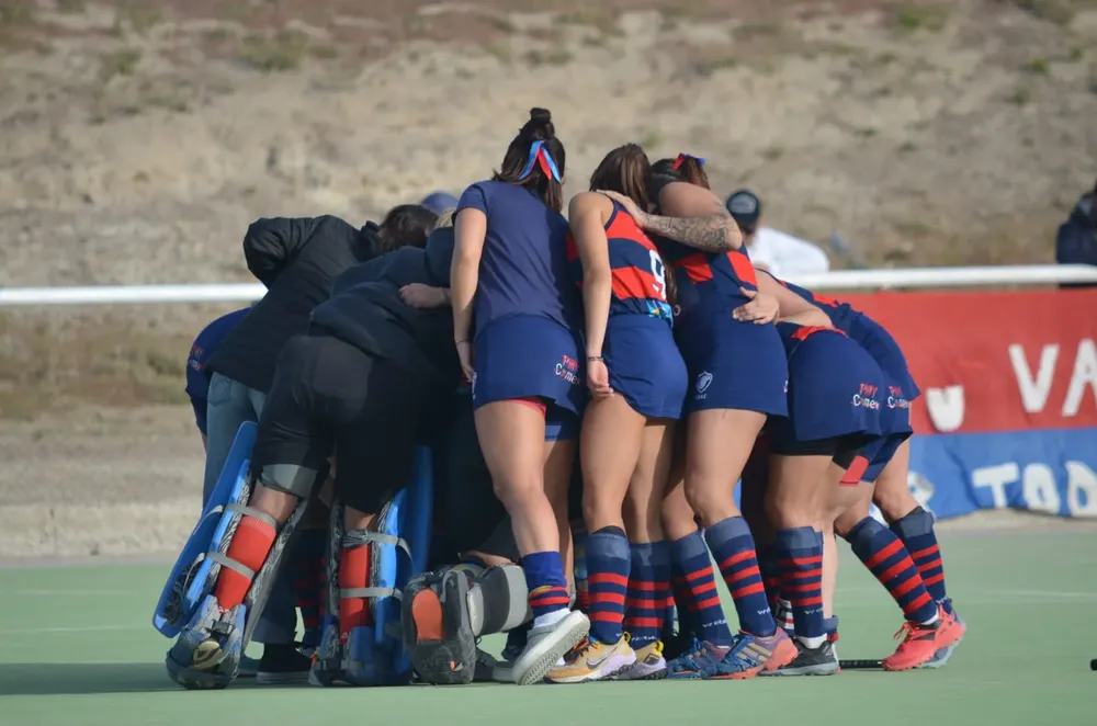 SE JUEGAN LAS FINALES DE HOCKEY DEL VALLE