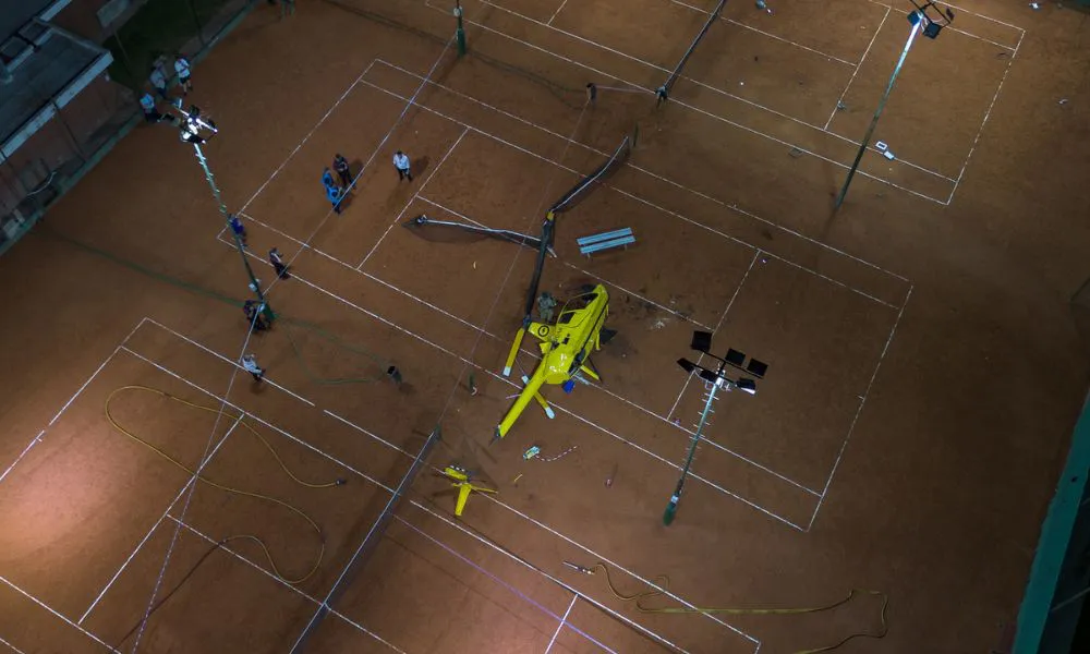 Cayó un helicóptero en Palermo. Foto Santiago García Díaz/Clarín