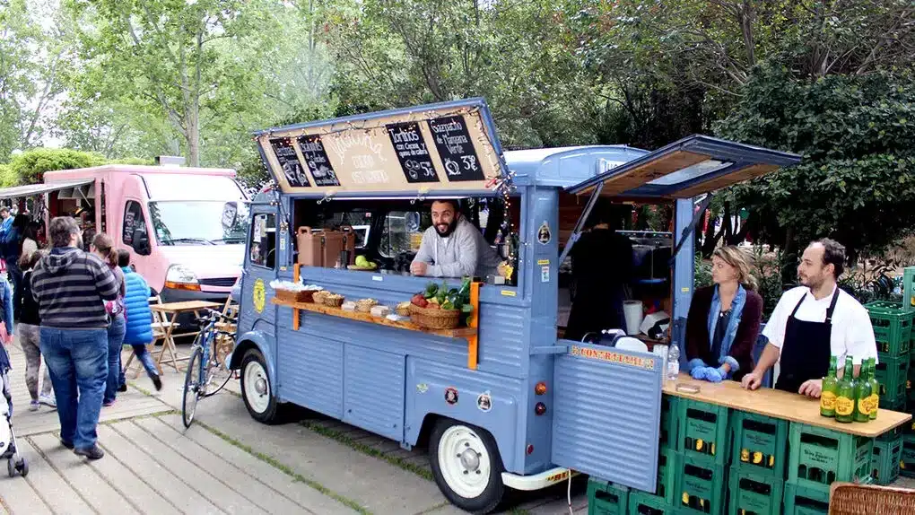 FOOD TRUCK
