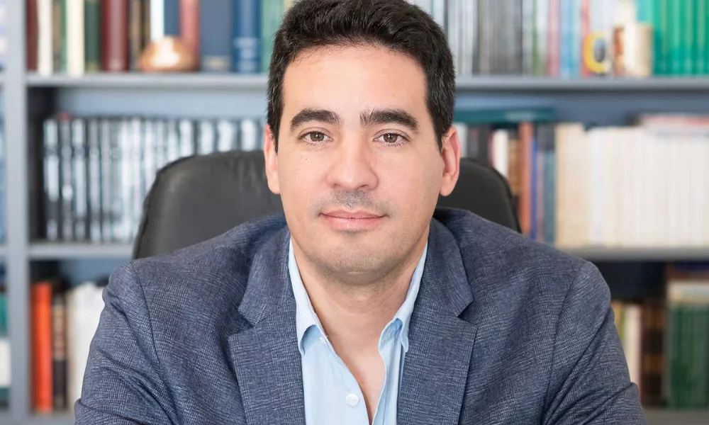Adrián Ravier