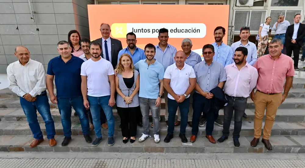 Torres presento la Ley de profesionalidad docente