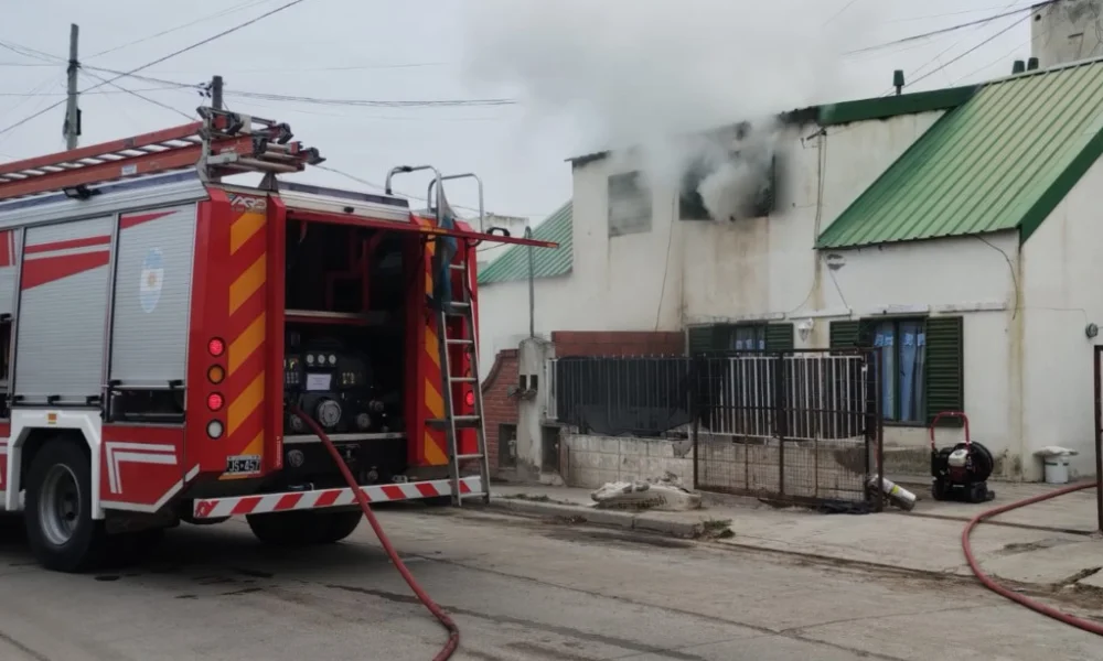 Incendio en barrio 159 viviendas