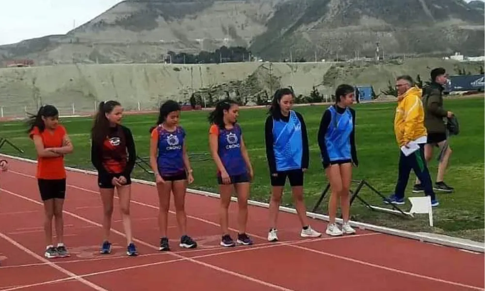 Más de 150 personas en el atletismo adaptado
