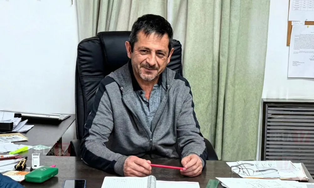 Intendente de Cholila silvio Bourdargham