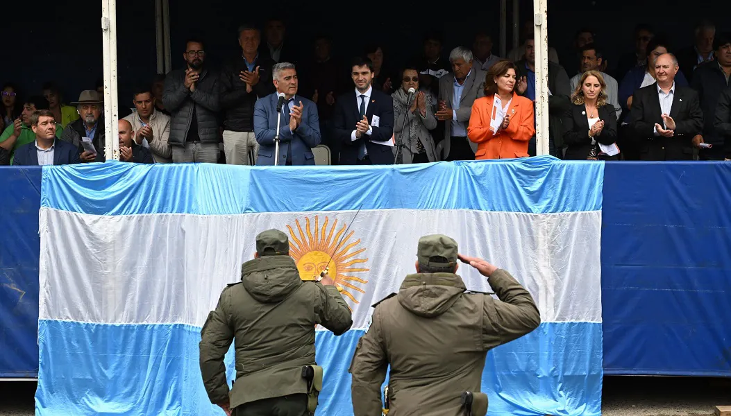 centenario Gobernador Costa