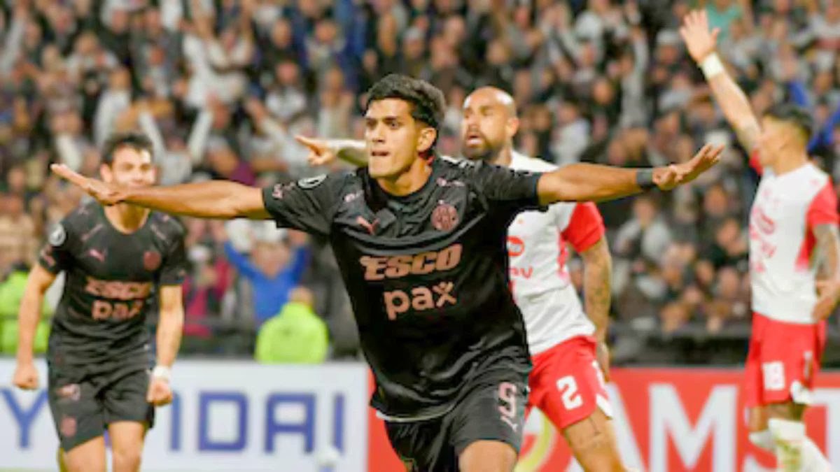 Platense derrotó a Independiente Santa Fe por 2 a 1 