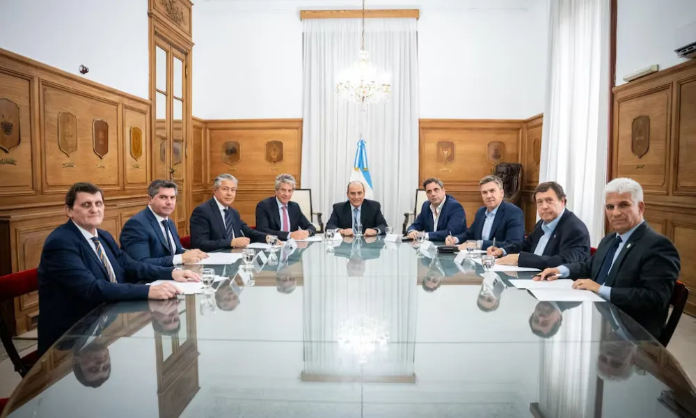 Francos con gobernadores