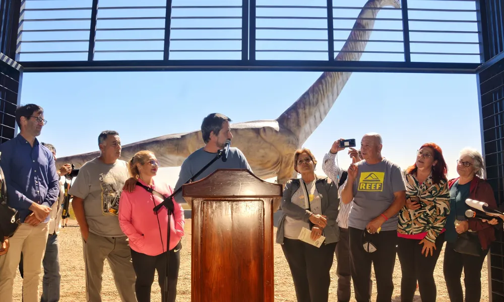 Merino inauguro el Centro de visitantes del Dino en Trelew