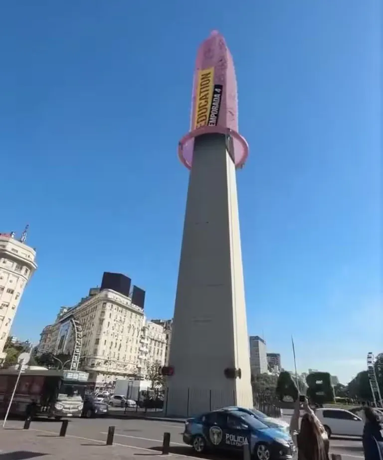 obelisco forrado