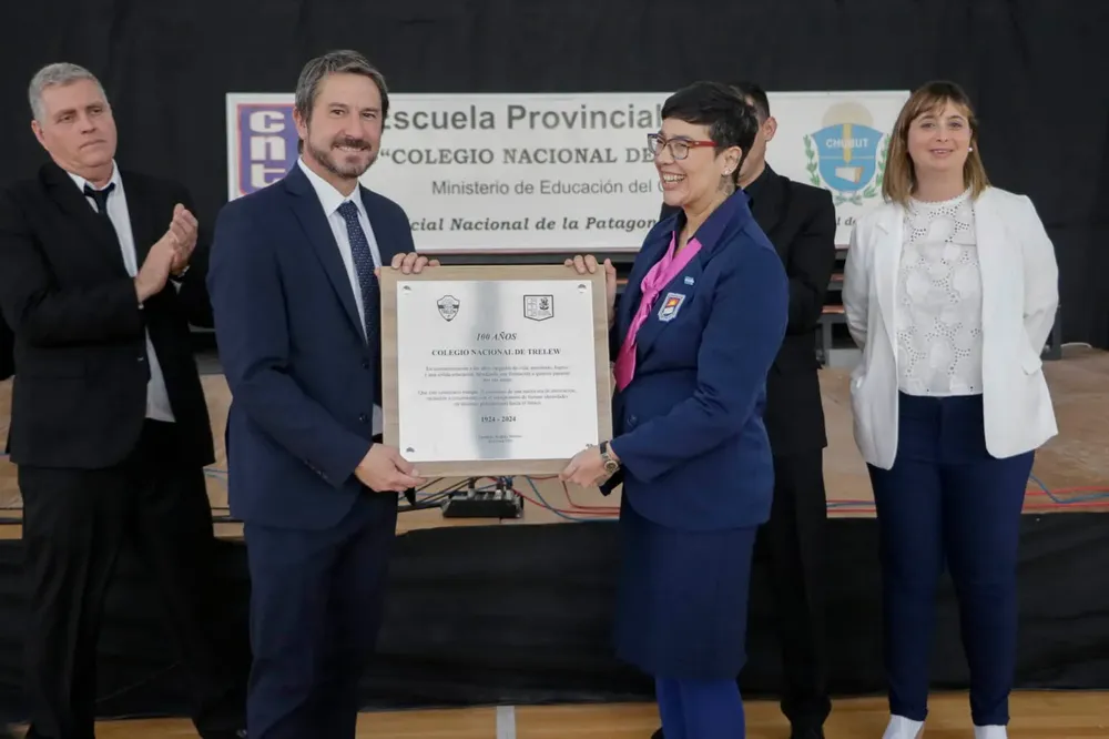 100 AÑOS Colegio Nacional 4