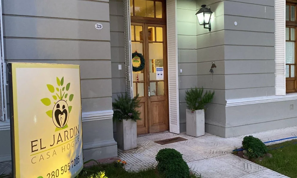 El modelo de casa hogar transforma la experiencia del adulto mayor en Puerto Madryn