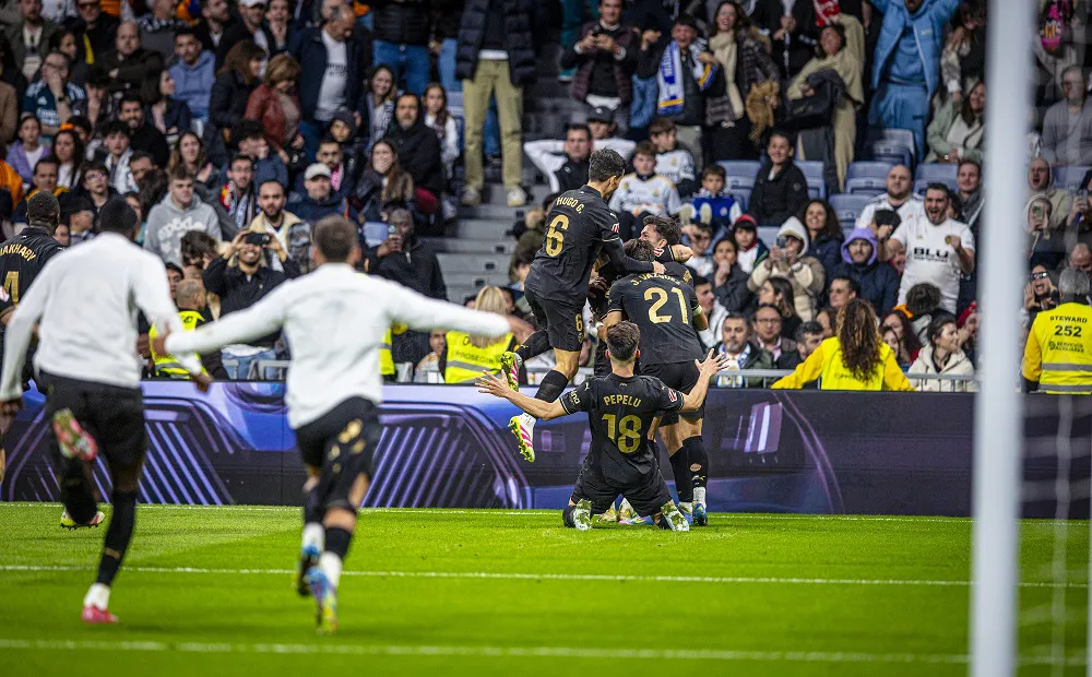 Valencia le ganó al Real Madrid