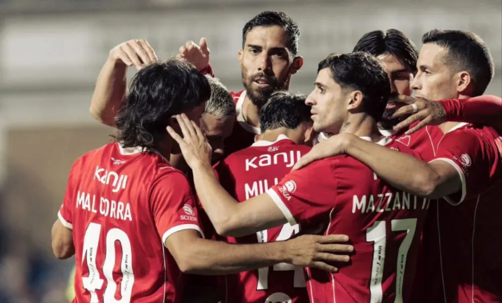 El Rojo venció a Montevideo Wanderers en Uruguay