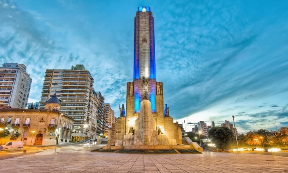 Una referente local del PRO pidió públicamente que Manuel Adorni no participe de la actividad oficial.