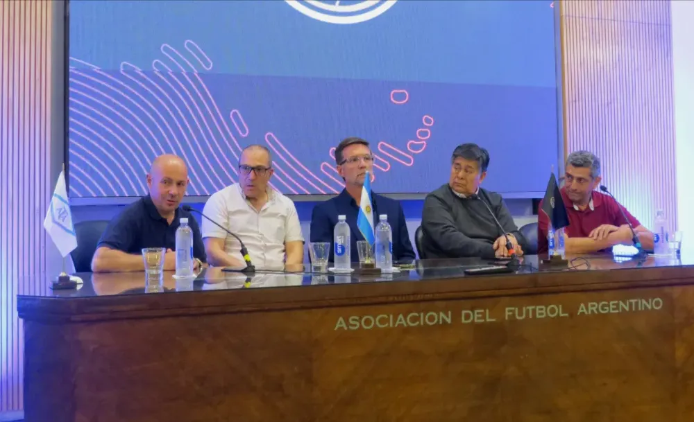 El Torneo Federal Regional Amateur fue presentado en calle Viamonte