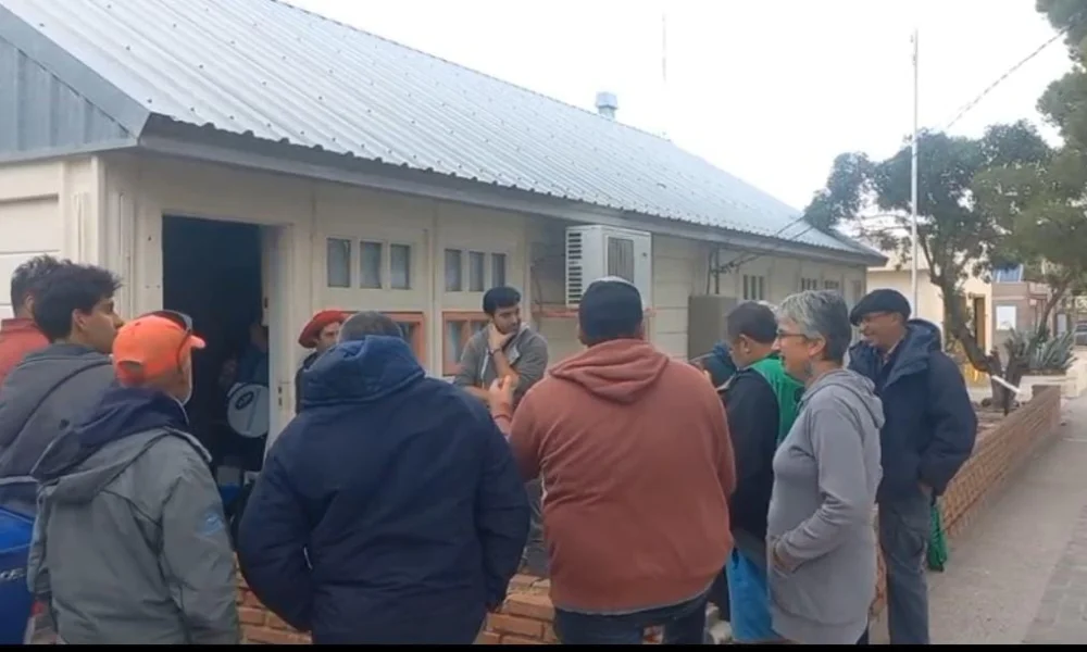 Toma del municipio de Puerto Pirámides